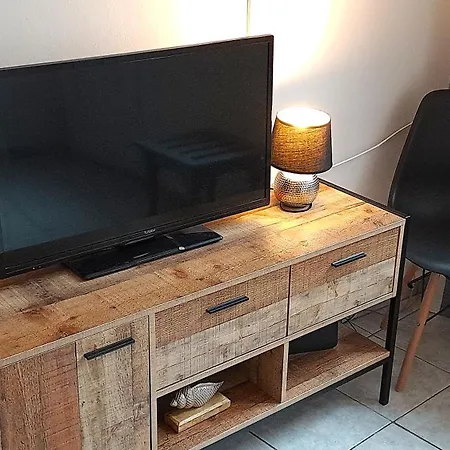 The Lemoni House - Skyathos- 2-bedroom 아파트